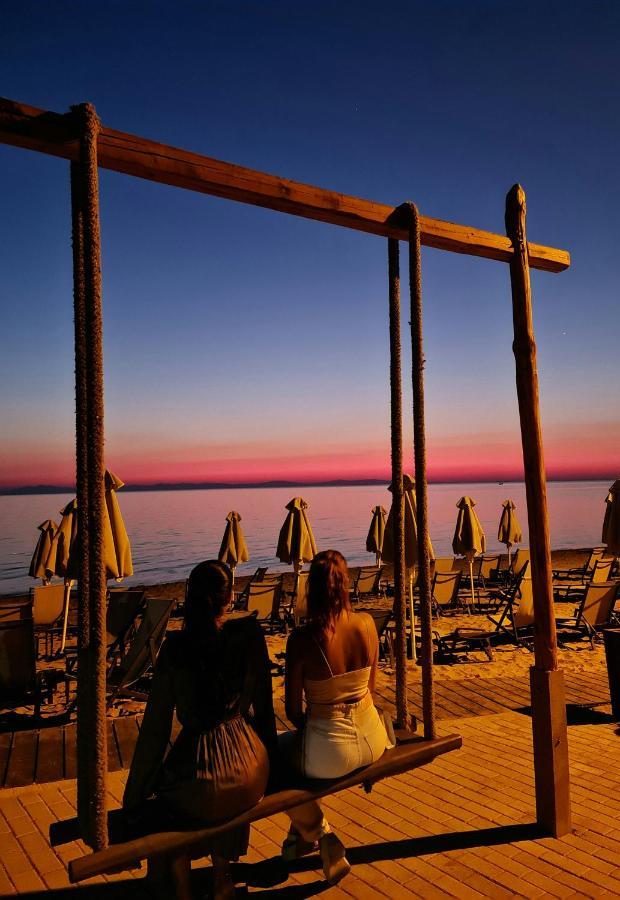 Hotel Golden Sun Néa Meságkala Exteriér fotografie